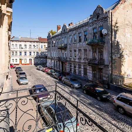 Квартира В Центрі З Дизайнерським Ремонтом Lviv Dış mekan fotoğraf